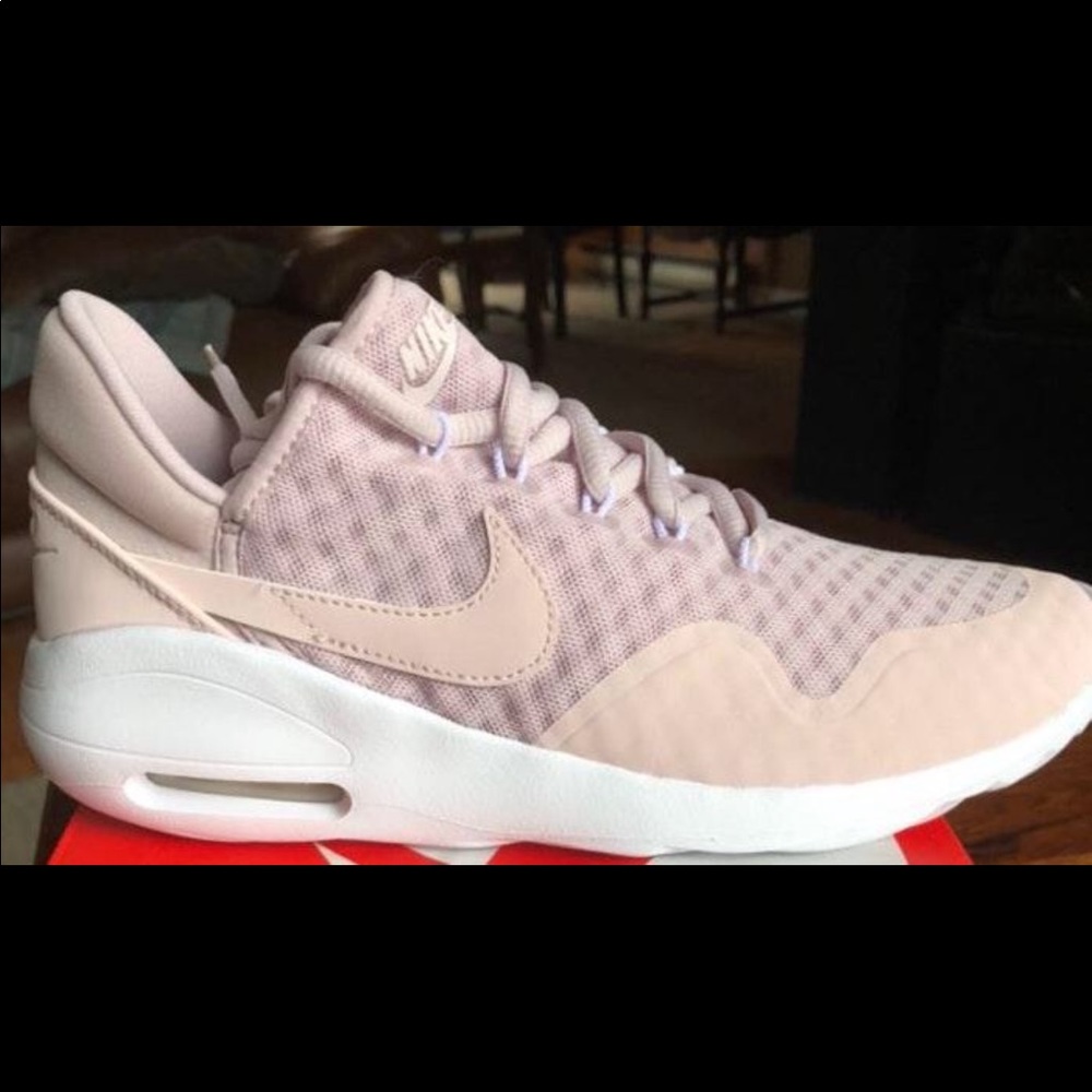 Nike Air Max Sasha Brand New “WILL GO NO LOWER “